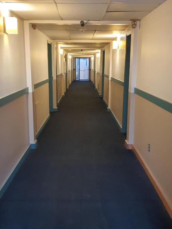 Sundre Motor Inn Dış mekan fotoğraf