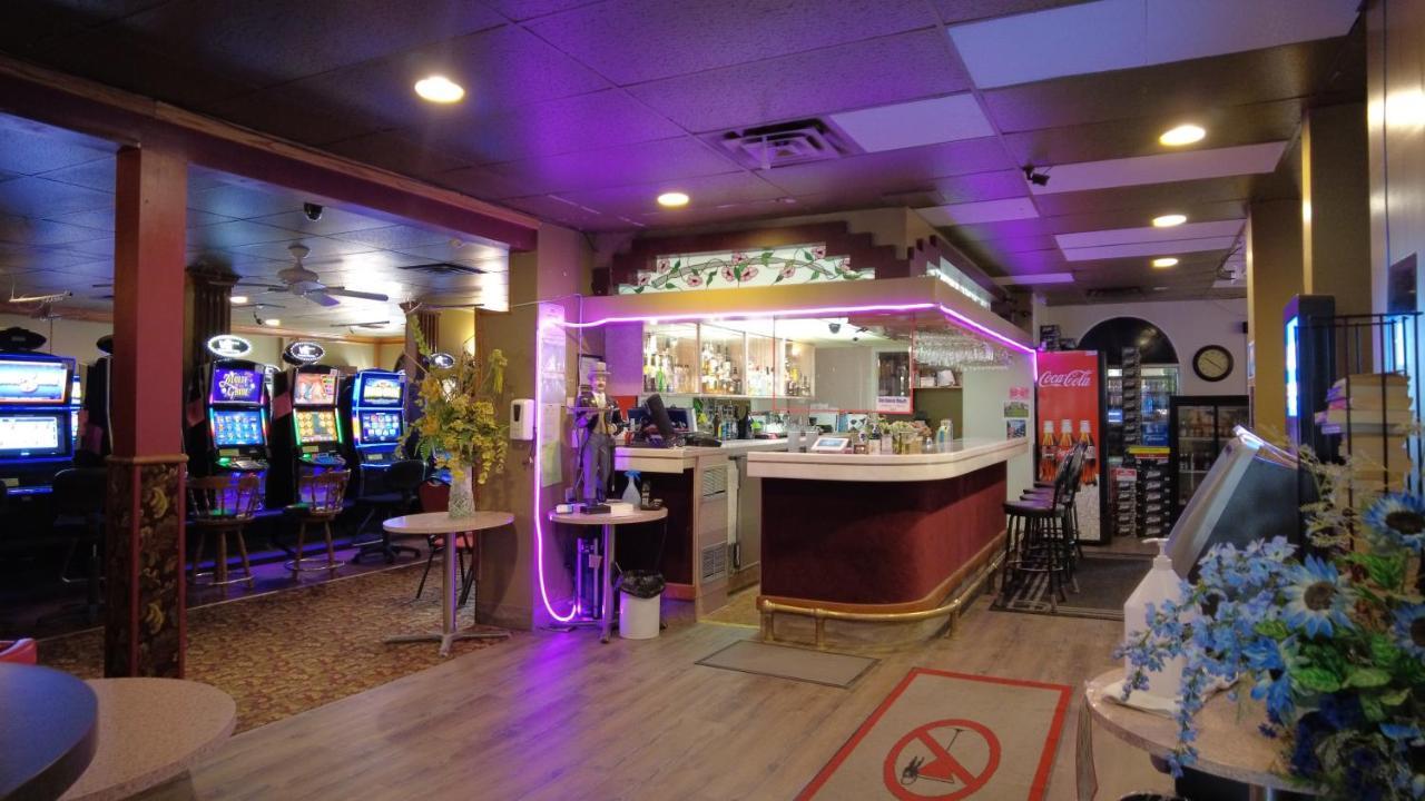 Sundre Motor Inn Dış mekan fotoğraf
