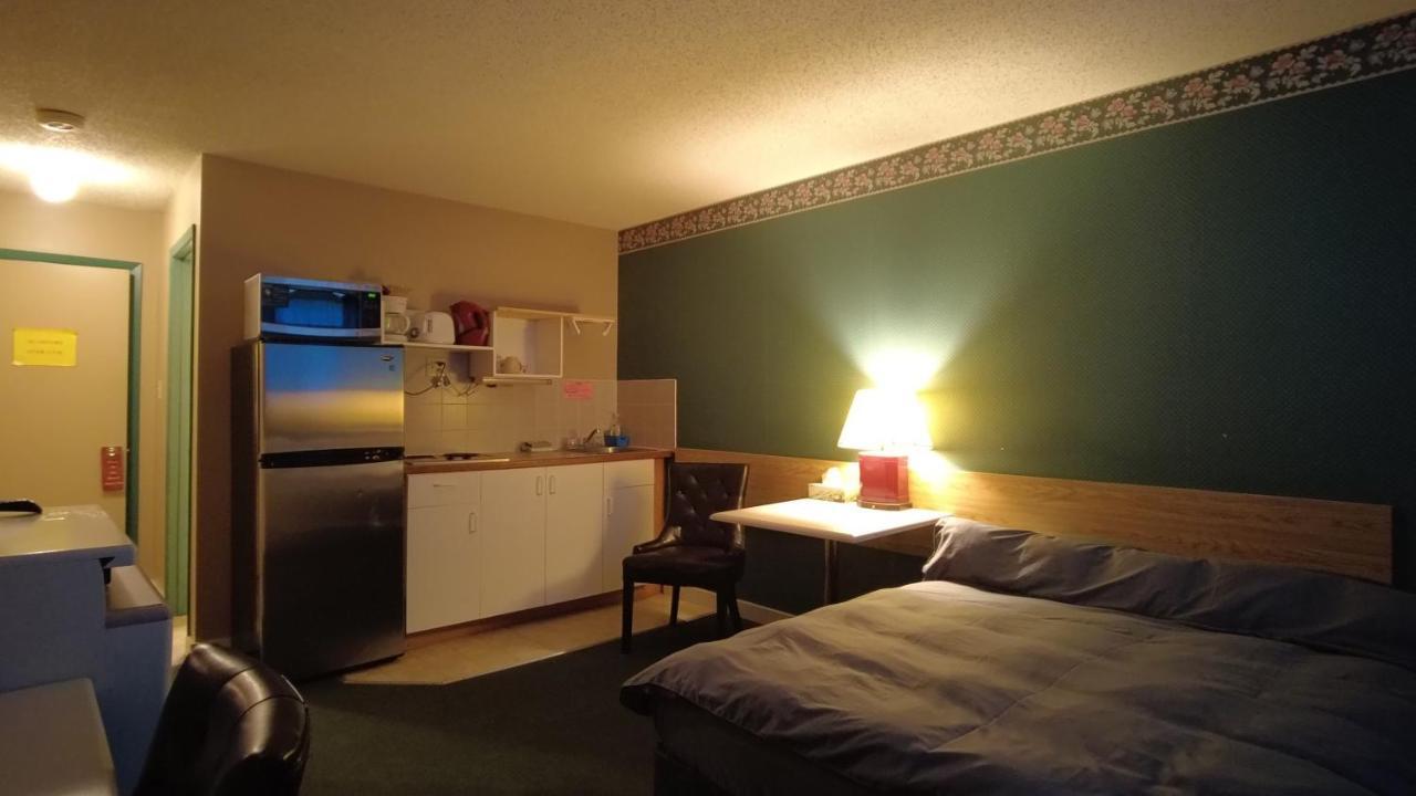 Sundre Motor Inn Dış mekan fotoğraf
