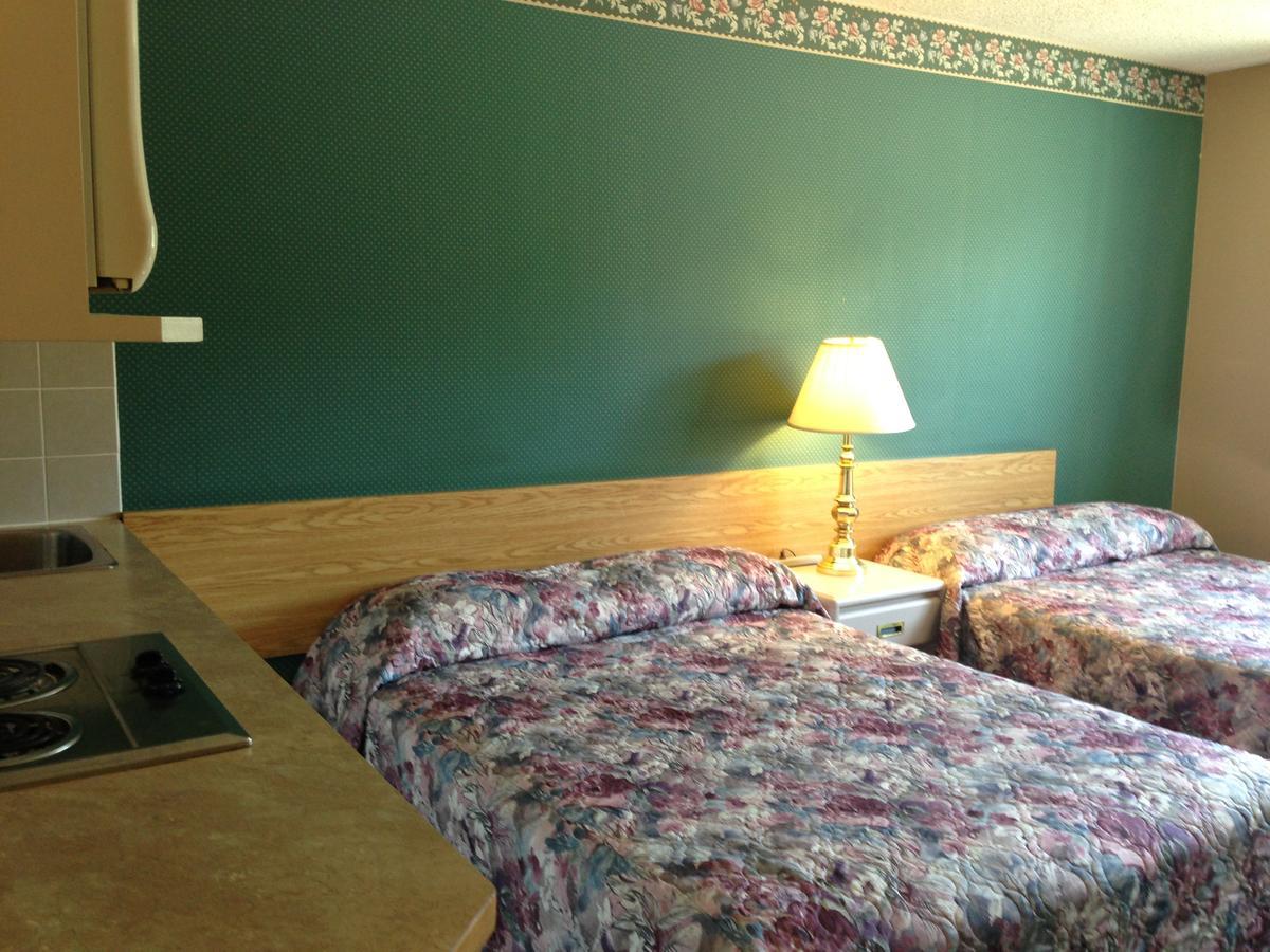 Sundre Motor Inn Dış mekan fotoğraf