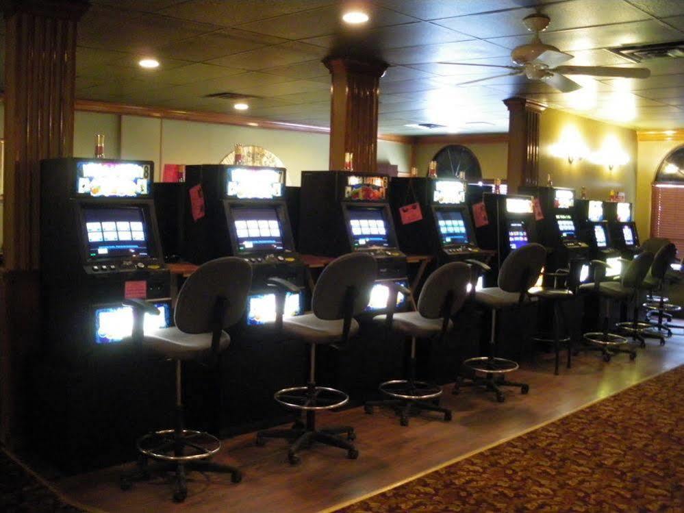 Sundre Motor Inn Dış mekan fotoğraf